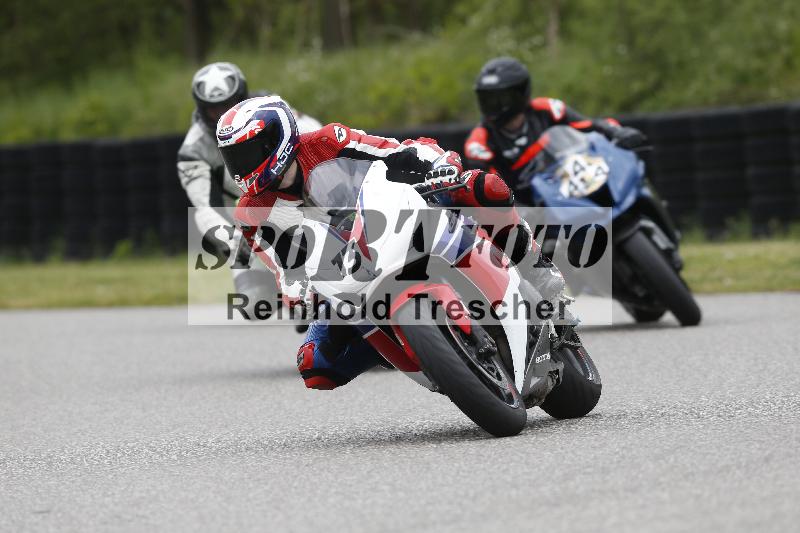 /Archiv-2025/08 20.04.2025 Speer Racing ADR/Gruppe gruen/13